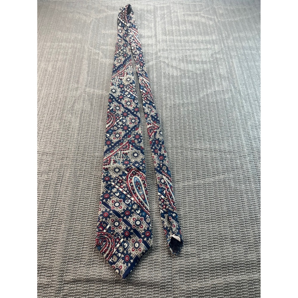Oscar de la Renta Mens Silk Necktie Navy Blue Red Paisley Floral Medallion Tie